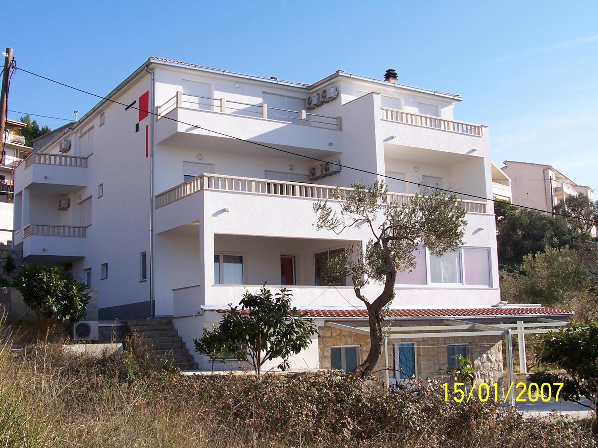 Apartments Perdijic Nemira Omiš Eksteriør bilde