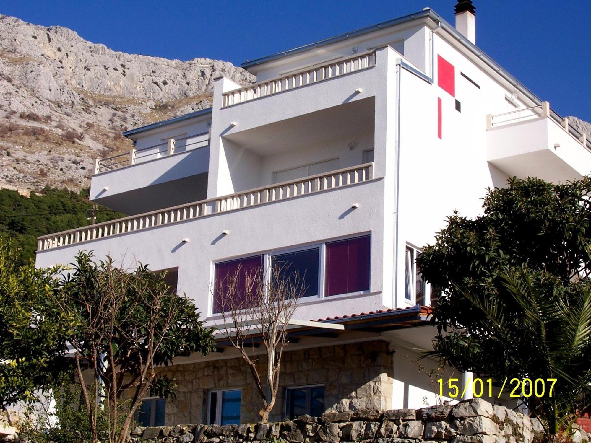 Apartments Perdijic Nemira Omiš Eksteriør bilde