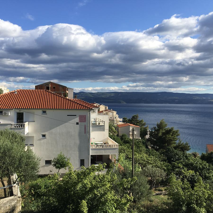 Apartments Perdijic Nemira Omiš Eksteriør bilde
